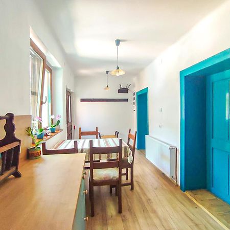 Blue Home Avrig Exterior foto